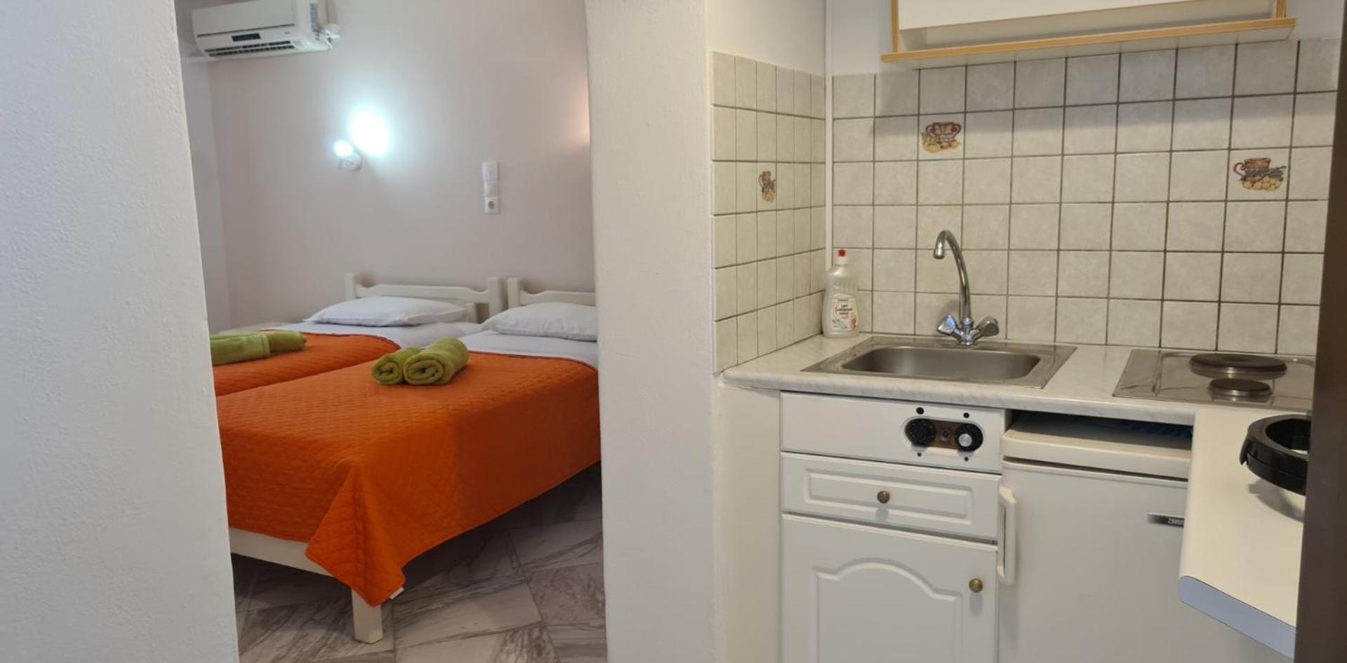 Irene Rooms Naousa Parou エクステリア 写真